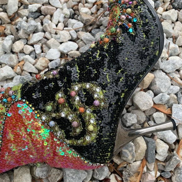 One of a kind handmade boots - Picture 3 of 5